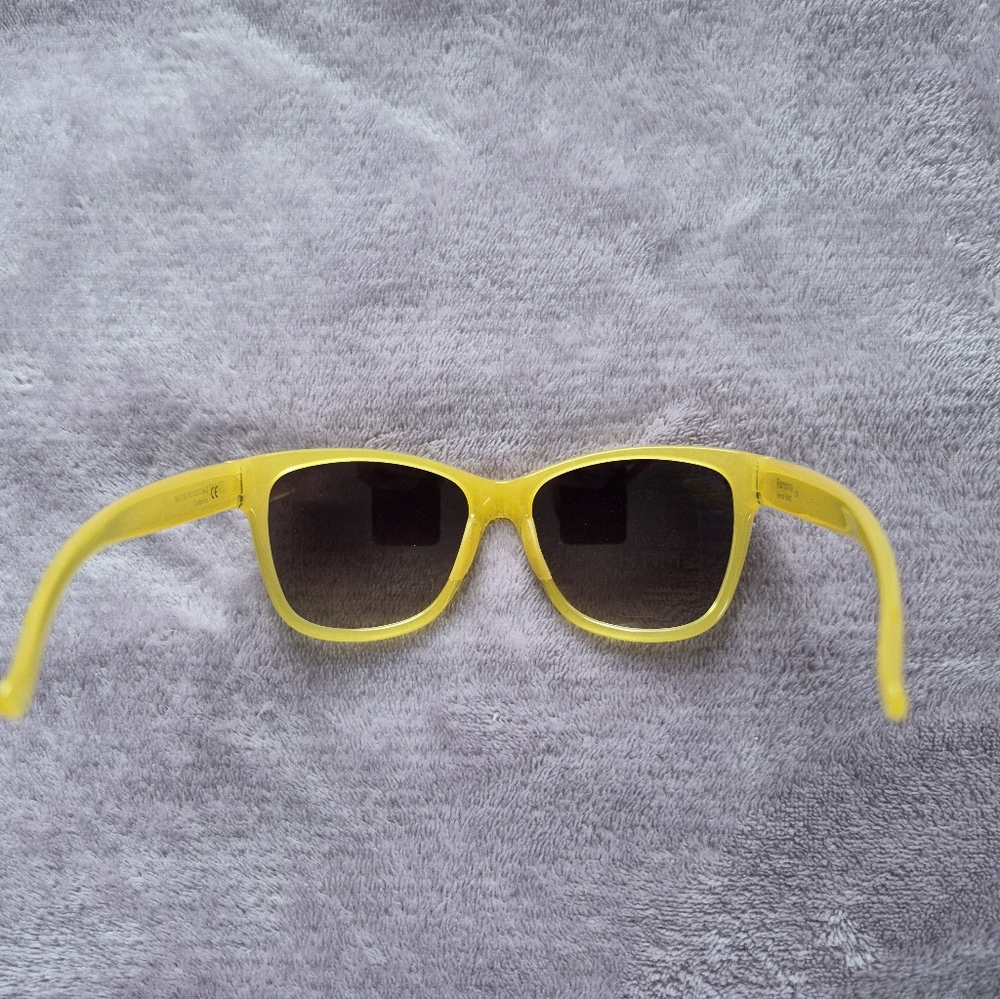 Smith Rowena Sunglasses - Picture 2 of 4